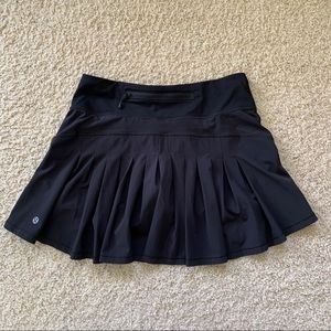 Lululemon pace setters skirt tall size 4 black